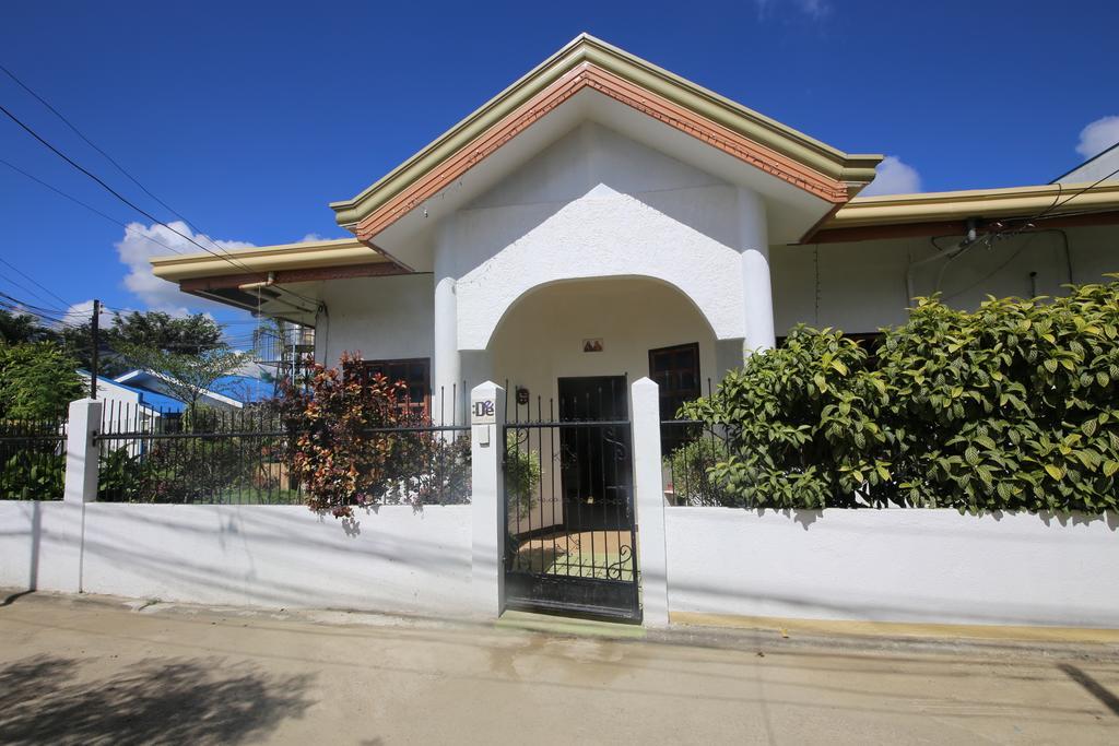 מקטאן Dee Guest House מראה חיצוני תמונה