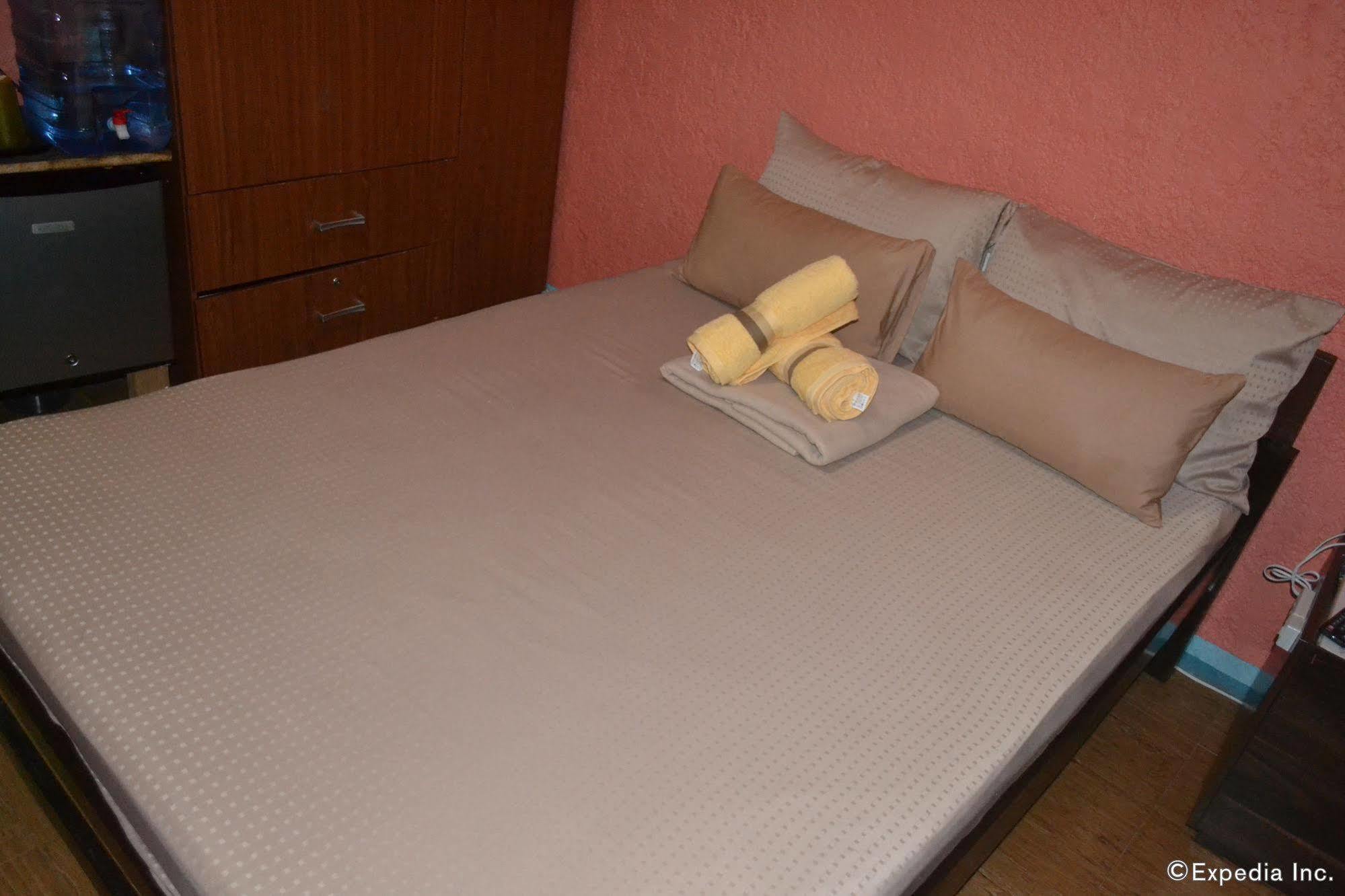 מקטאן Dee Guest House מראה חיצוני תמונה