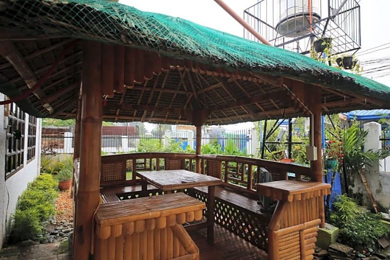 מקטאן Dee Guest House מראה חיצוני תמונה